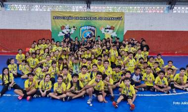 Festival de Mini-Handebol agitou o sábado dos alunos do Projeto 7 Metros