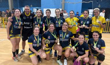 AHPA/SESPOR/SICOOB é Campeã da Summer Cup 