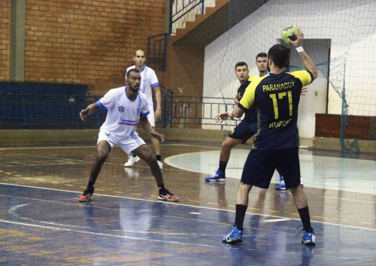 AHPA/SESPOR vence a primeira no Paranaense de Handebol