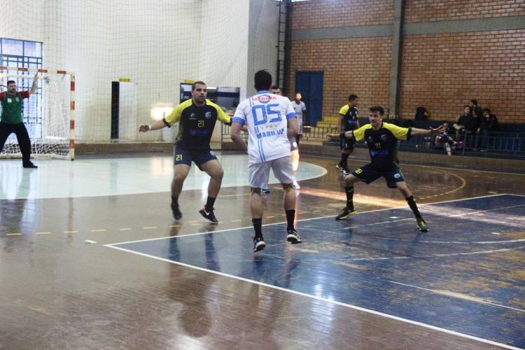 AHPA/SESPOR vence a primeira no Paranaense de Handebol