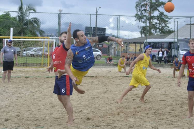 AHPA/SESPOR participa da Copa Paraná de Handebol de Areia