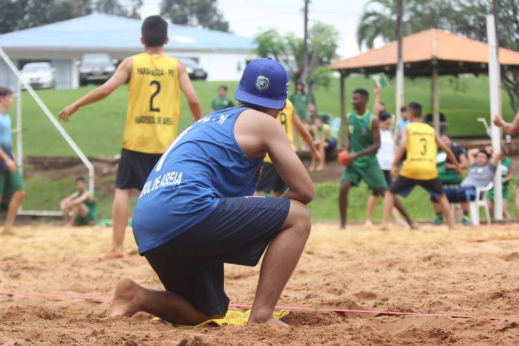 Handebol de Areia parnanguara disputa Fase Final do Jogos da Juventude