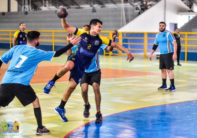 Equipes da AHPA/SESPOR entram em quadra em amistosos neste domingo