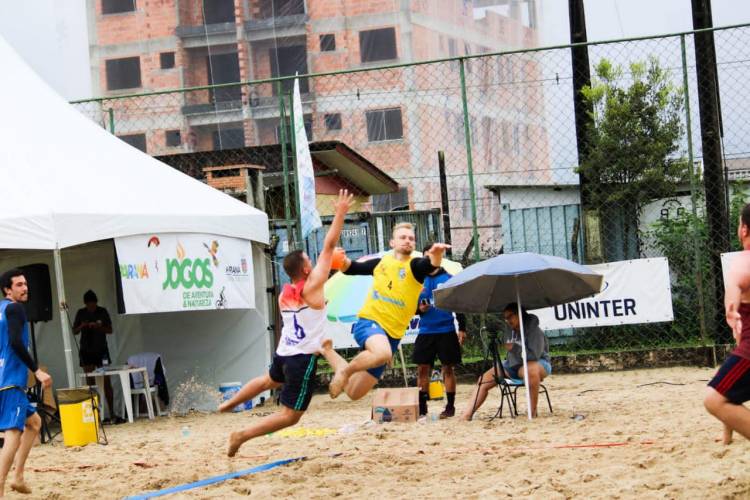 AHPA/SESPOR inicia disputa no Paranaense de Handebol de Praia