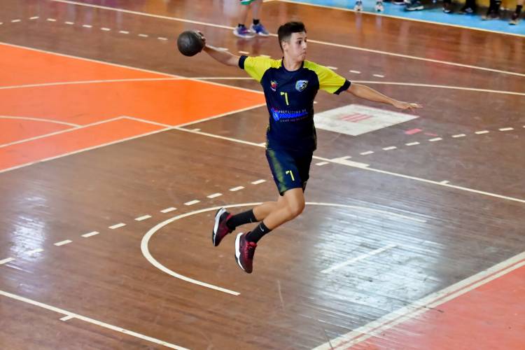 AHPA/SESPOR/SICOOB/Bananina está nas Quartas de Final do Paranaense Juvenil