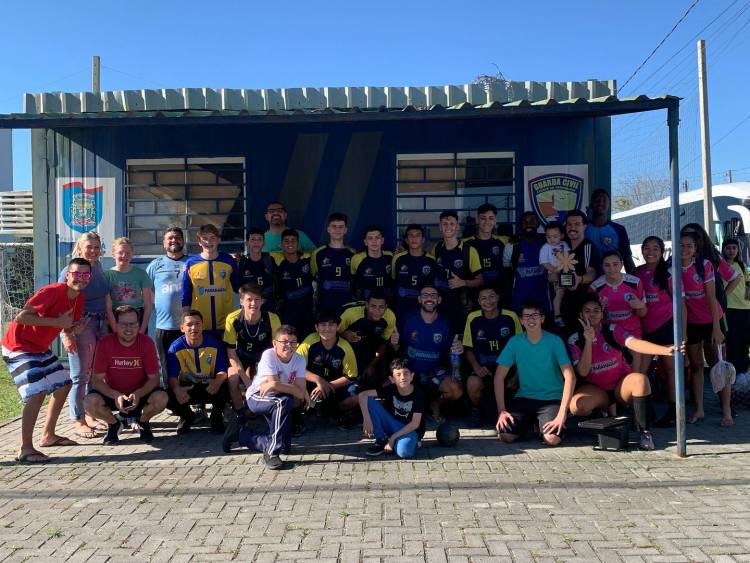 AHPA/SESPOR/SICOOB/Bananina é campeã da Regional do JOJUP´s