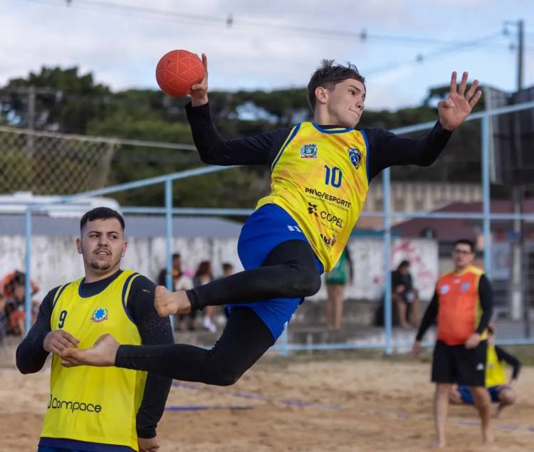 AHPA/SESPOR/SICOOB é campeã da 1ª Etapa do Circuito Paranaense de Handebol de Praia 