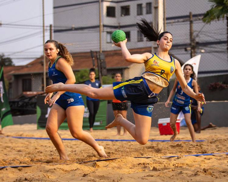 AHPA/SESPOR/SICOOB disputa Final do Brasileiro de Handebol de Praia