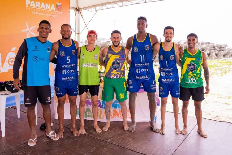 AHPA/SESPOR/SICOOB é Campeã Paranaense de Handebol de Praia