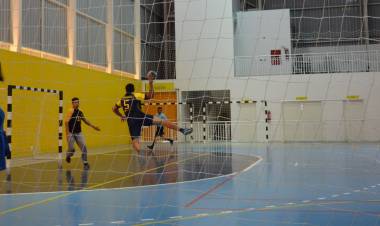 AHPA/SESPOR vence Campo Largo e mantém liderança do Metropolitano