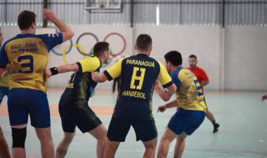 Paranaguá é semifinalista do handebol no JAP’s