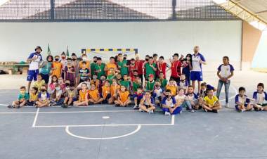 Alegria, diversão e muito Mini-Handebol marcaram o Festival 7 Metros