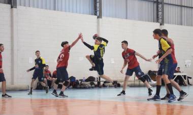 AHPA/SESPOR/SICOOB/Bananina disputa 2ª Etapa do Paranaense Juvenil neste fim de semana