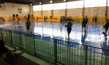 AHPA/SESPOR/SICOOB/Bananina X Guarapuava