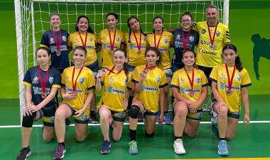 AHPA/SESPOR/SICOOB é bronze na SuperLiga Escolar