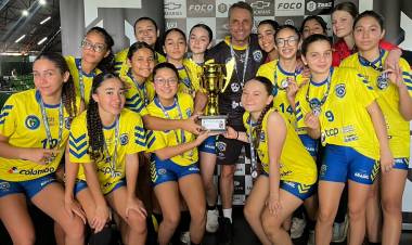AHPA/SESPOR/SICOOB/Paranaguá conquista medalha de bronze no Campeonato Paranaense Infantil de Handebol 2025