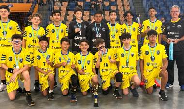 AHPA/SESPOR/SICOOB/Paranaguá conquista vice-campeonato no Infantil e 4º lugar no Cadete na Copa Paranaguá de Handebol 2025