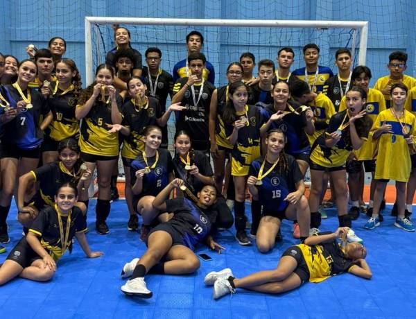 AHPA/SESPOR/SICOOB/Paranaguá celebra classificação de seus atletas para a Fase Macrorregional dos Jogos Escolares do Paraná