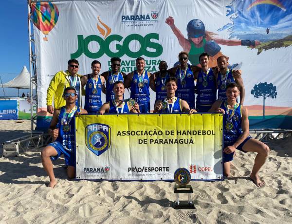 AHPA/SESPOR/SICOOB/Paranaguá conquista título no Adulto Masculino e brilha na 1ª Etapa do Circuito Brasileiro de Handebol de Praia 2025