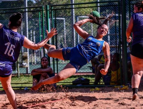 AHPA/SESPOR/SICOOB/Paranaguá inicia caminhada no Circuito Paranaense de Handebol de Praia 2026 com grandes expectativas