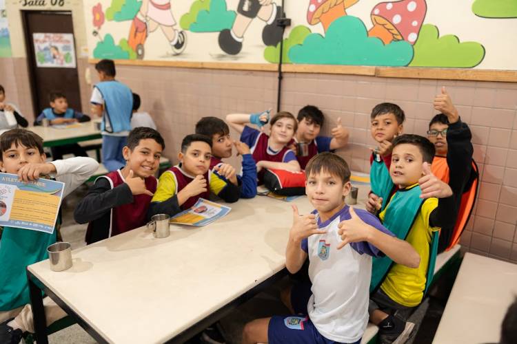 Mini-Handebol em Festa: Primeira Etapa das Olimpíadas Escolares Reúne 104 Crianças em Paranaguá
