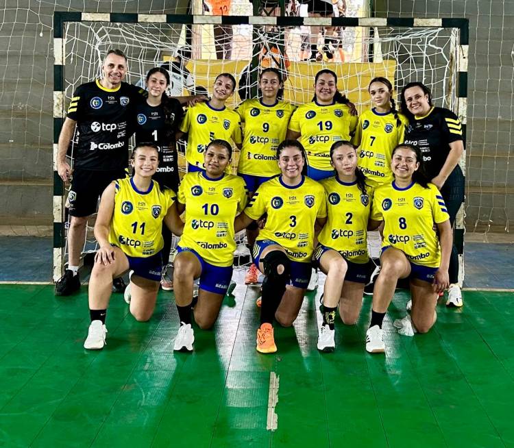 Equipe Feminina do Instituto Dr. Caetano Munhoz Rocha, formada por atletas da AHPA/SESPOR/SICOOB, conquista 5º lugar no Handebol dos Jogos Escolares do Paraná 2025