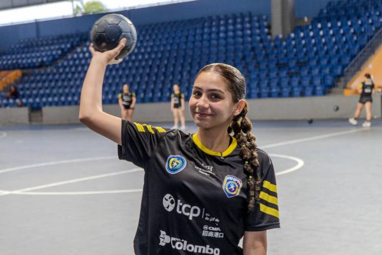 Atleta da AHPA/SESPOR/SICOOB/Paranaguá é convocada para a Seleção Paranaense Infantil de Handebol