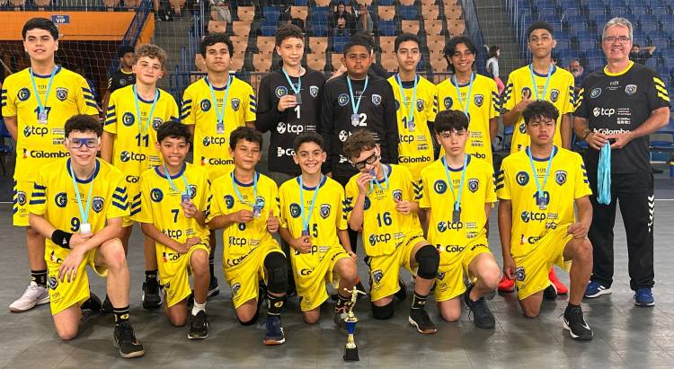 AHPA/SESPOR/SICOOB/Paranaguá conquista vice-campeonato no Infantil e 4º lugar no Cadete na Copa Paranaguá de Handebol 2025