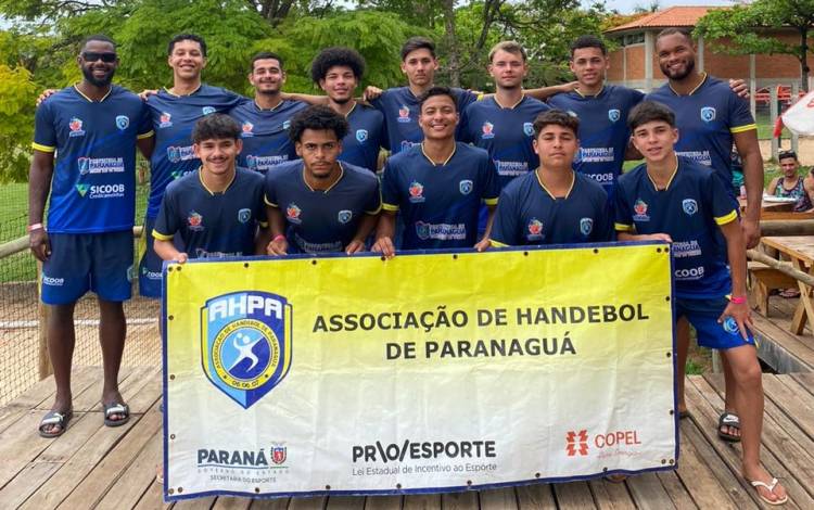 AHPA/SESPOR/SICOOB/Paranaguá brilha na 3ª Etapa do Circuito Paranaense de Handebol de Praia 2025