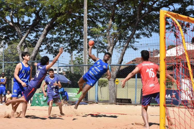 Paranaguá, potência do Handebol de Praia paranaense, vai em busca de mais um título no 67º Jogos Abertos do Paraná