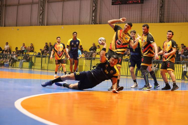 AHPA/SESPOR/SICOOB/Paranaguá busca bons resultados na 2ª etapa da Chave Bronze em Umuarama