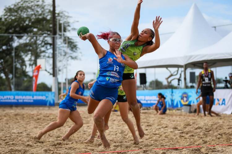 AHPA/SESPOR/SICOOB/Paranaguá conquista dois títulos e brilha na 2ª Etapa do Circuito Brasileiro de Handebol de Praia 2026