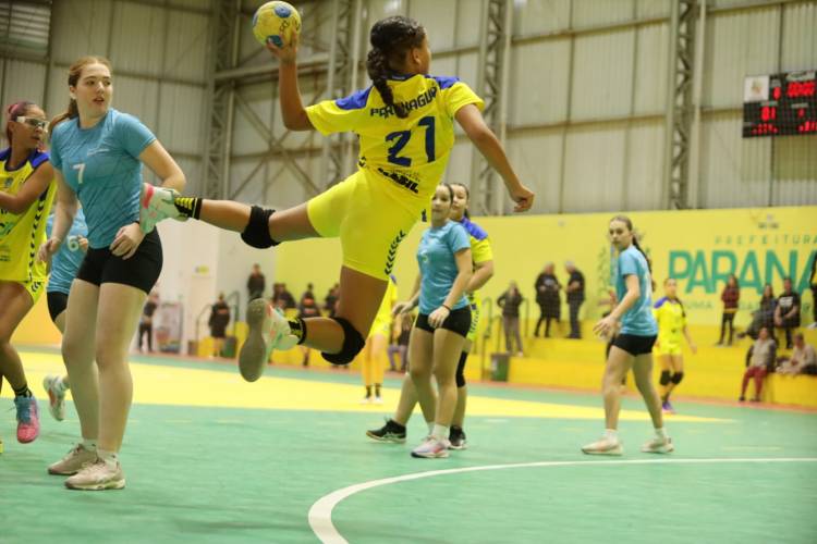 Equipe formada integralmente por atletas da Associação de Handebol de Paranaguá representa o Colégio Estadual Arthur Miranda Ramos na Fase Estadual dos Jogos Escolares do Paraná 2026