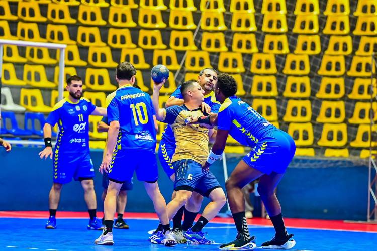 AHPA/SESPOR/SICOOB/Paranaguá é vice-campeã paranaense e garante vaga na Série Prata em 2027
